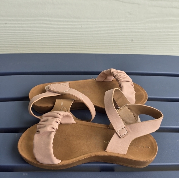 Lucky Brand Chic Pink Girls Sandals Size 11 Summer Cute - Picture 10 of 11